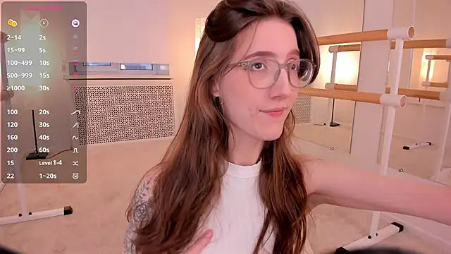 Snapshot of Lola_Missy chatting on 11, 10, 2025 Lola Missy online show from 11, 10, 2025