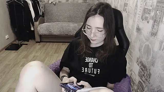 Snapshot of AmeliaKamishiro chatting on 11, 2, 2025 AmeliaKamishiro online show from 11, 2, 2025