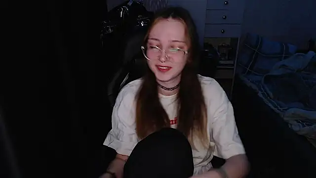 AmeliaKamishiro online show from 28, 11, 2025