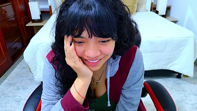 laureentt  online show from 17, 12, 2025