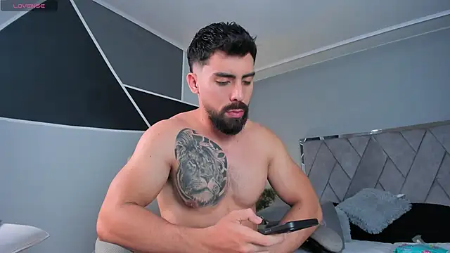 Markbrown online show from 15, 12, 2024