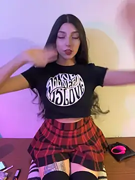 Snapshot of Felicia_smok3 chatting on 2, 2, 2026 Felicia smok3 online show from 2, 2, 2026