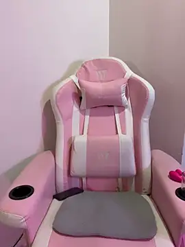 Snapshot of Felicia_smok3 chatting on 27, 3, 2026 Felicia smok3 online show from 27, 3, 2026