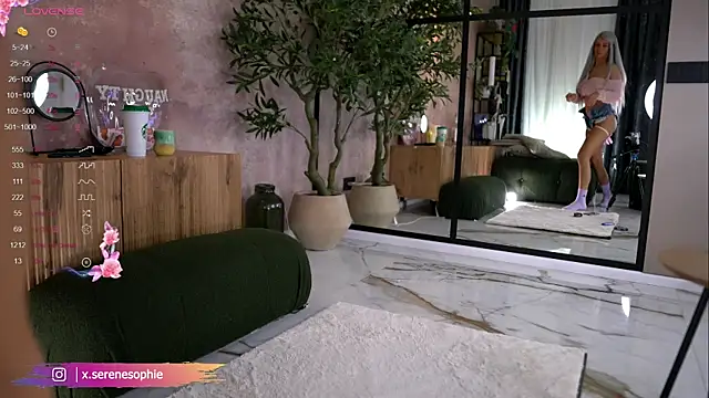 Serene Sophiex online show from 28, 9, 2025