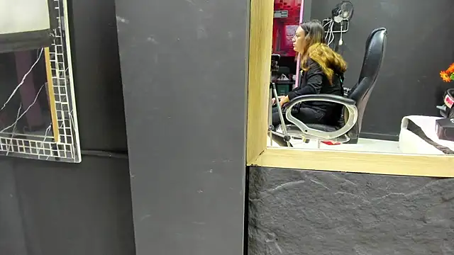 Snapshot of HornySlut69_ chatting on 2, 2, 2026 HornySlut69 online show from 2, 2, 2026