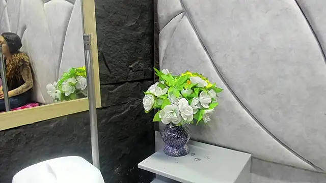 Snapshot of HornySlut69_ chatting on 26, 3, 2026 HornySlut69 online show from 26, 3, 2026