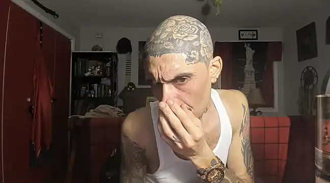 Snapshot of RoosterWabbit chatting on 23, 2, 2025 RoosterWabbit online show from 23, 2, 2025