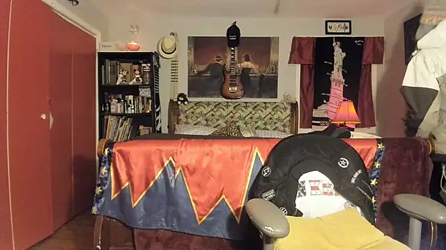 Snapshot of RoosterWabbit chatting on 10, 3, 2025 RoosterWabbit online show from 10, 3, 2025