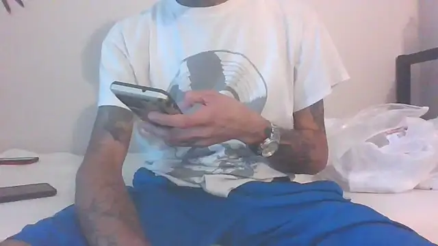 Snapshot of RoosterWabbit chatting on 19, 9, 2025 RoosterWabbit online show from 19, 9, 2025