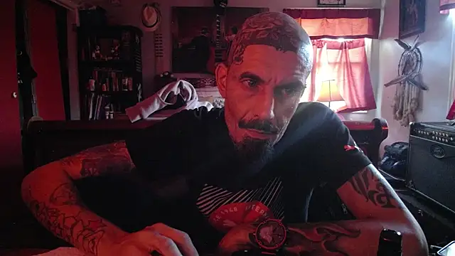 Snapshot of RoosterWabbit chatting on 27, 4, 2026 RoosterWabbit online show from 27, 4, 2026