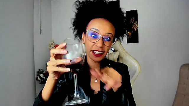 ScarlettMalbec online show from 21, 3, 2025