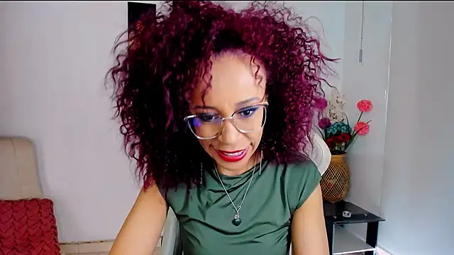 ScarlettMalbec online show from 13, 9, 2025