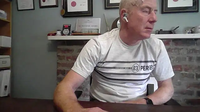 Snapshot of jiggy77777 chatting on 6, 12, 2024 jiggy77777 online show from 6, 12, 2024