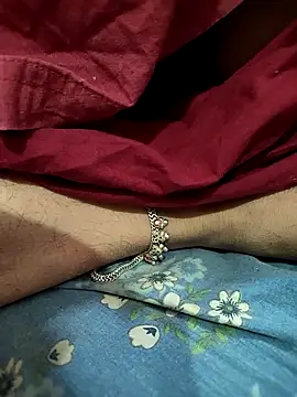 COUPLLE VILLAGE online show from 13, 2, 2026