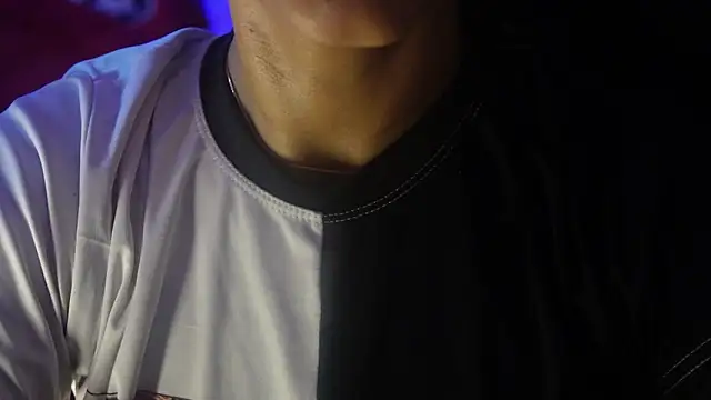 Snapshot of -AyeshaSinghania- chatting on 20, 3, 2026 -AyeshaSinghania- online show from 20, 3, 2026