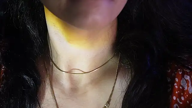 Snapshot of -AyeshaSinghania- chatting on 14, 4, 2026 -AyeshaSinghania- online show from 14, 4, 2026