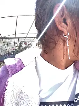 daleska ayala 1 online show from 20, 1, 2025