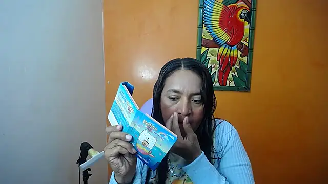 daleska ayala 1 online show from 3, 2, 2025