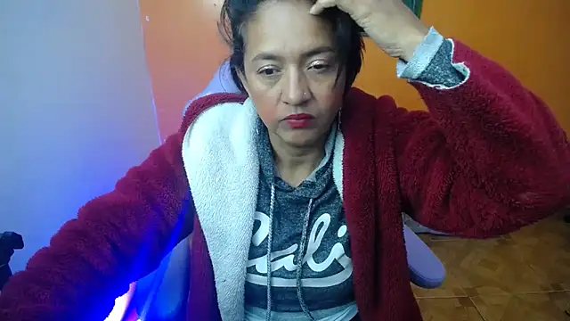 daleska ayala 1 online show from 9, 2, 2025