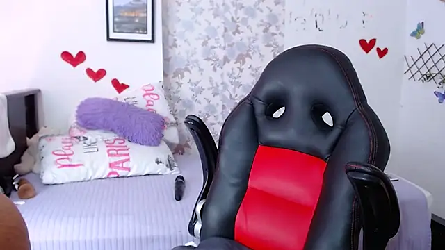 Snapshot of vanessa_cute1 chatting on 8, 2, 2025 vanessa cute1 online show from 8, 2, 2025