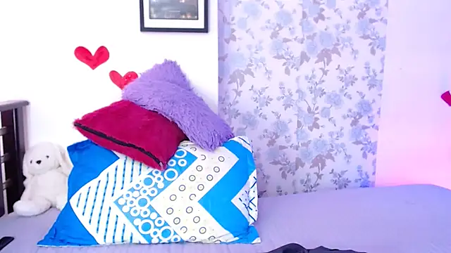 Snapshot of vanessa_cute1 chatting on 19, 9, 2025 vanessa cute1 online show from 19, 9, 2025