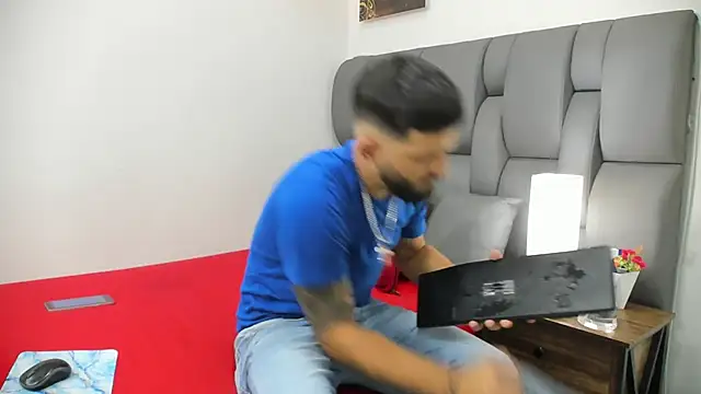 Snapshot of Thiagogomez chatting on 12, 3, 2026 Thiagogomez online show from 12, 3, 2026