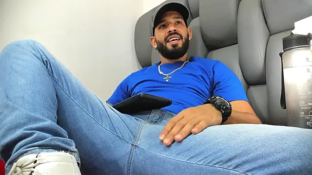 Snapshot of Thiagogomez chatting on 24, 3, 2026 Thiagogomez online show from 24, 3, 2026