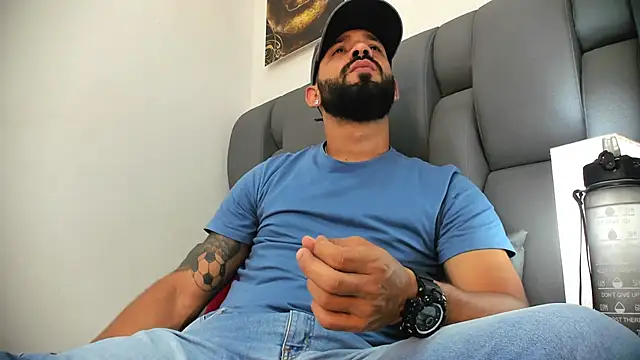 Snapshot of Thiagogomez chatting on 1, 4, 2026 Thiagogomez online show from 1, 4, 2026