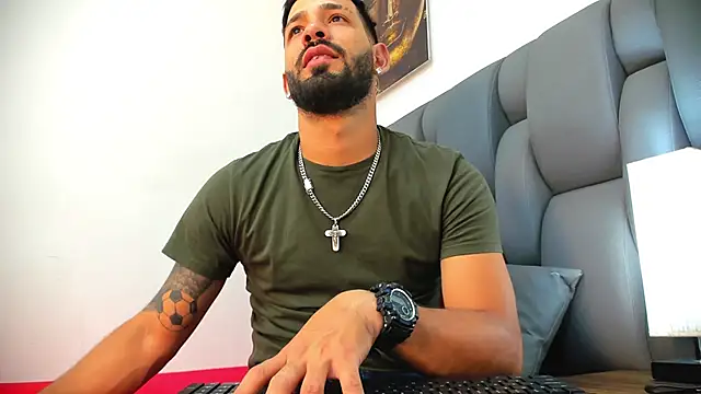 Snapshot of Thiagogomez chatting on 22, 4, 2026 Thiagogomez online show from 22, 4, 2026