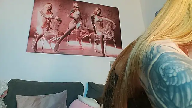 LessiaMia online show from 13, 3, 2025