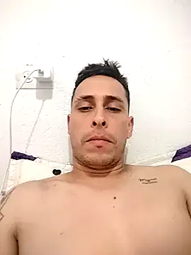 Snapshot of andresardila chatting on 7, 12, 2024 andresardila online show from 7, 12, 2024