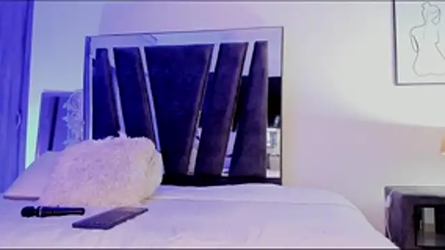 Snapshot of HollyEvanz chatting on 14, 1, 2026 HollyEvanz online show from 14, 1, 2026