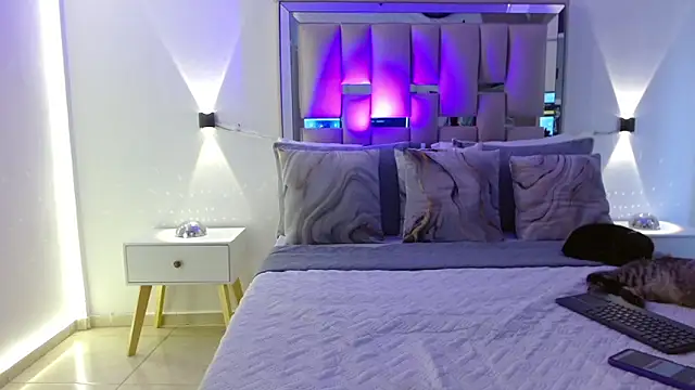 Snapshot of hellen_martin chatting on 8, 3, 2026 hellen martin online show from 8, 3, 2026