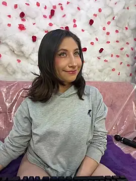 SkarletJhonson  online show from 18, 2, 2026