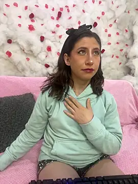 Snapshot of SkarletJhonson_ chatting on 28, 3, 2026 SkarletJhonson online show from 28, 3, 2026