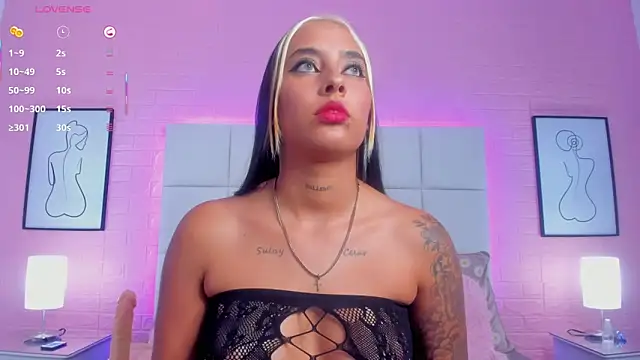 Snapshot of charlotte_kisss chatting on 28, 3, 2026 charlotte kisss online show from 28, 3, 2026