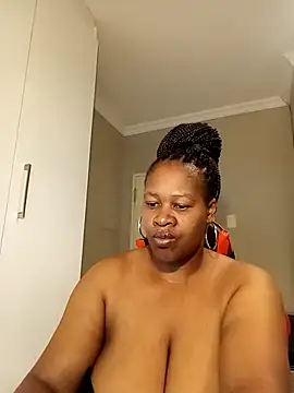 Snapshot of bustylisa1983 chatting on 19, 3, 2026 bustylisa1983 online show from 19, 3, 2026