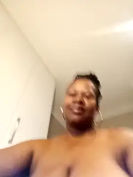 Snapshot of bustylisa1983 chatting on 21, 3, 2026 bustylisa1983 online show from 21, 3, 2026