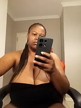 Snapshot of bustylisa1983 chatting on 30, 3, 2026 bustylisa1983 online show from 30, 3, 2026