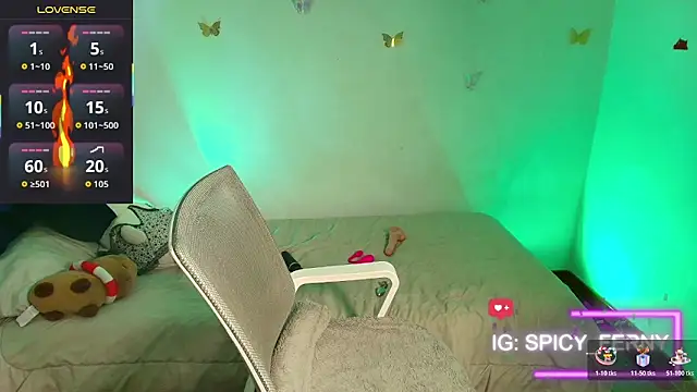 Snapshot of 9_Fernanda_9 chatting on 18, 4, 2026 9 Fernanda 9 online show from 18, 4, 2026