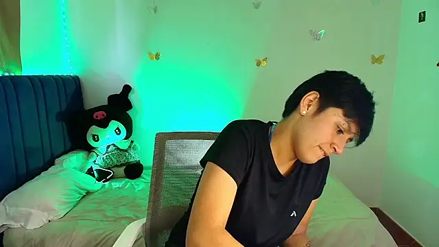 Snapshot of 9_Fernanda_9 chatting on 25, 4, 2026 9 Fernanda 9 online show from 25, 4, 2026