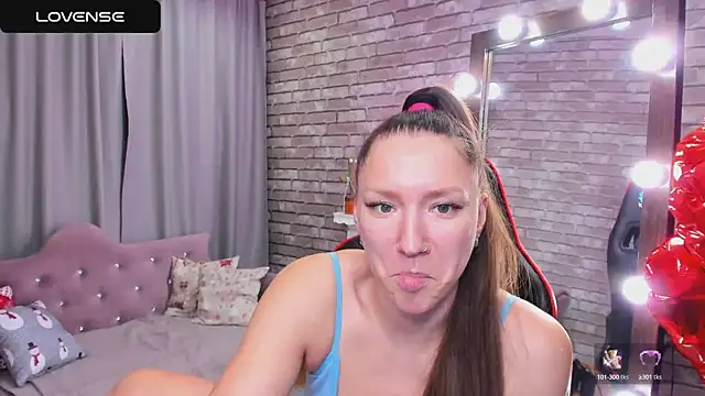 SarahCoksss online show from 6, 3, 2025