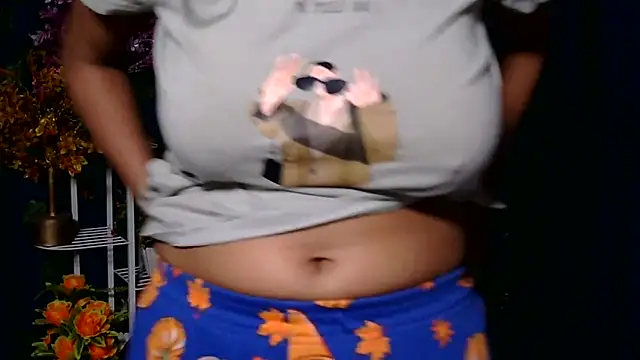 Snapshot of sexy-simmy chatting on 2, 10, 2025 sexy-simmy online show from 2, 10, 2025