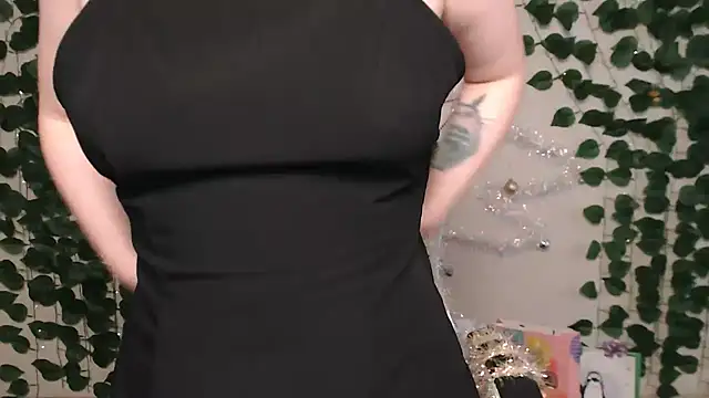 IxxiLiana online show from 30, 12, 2024