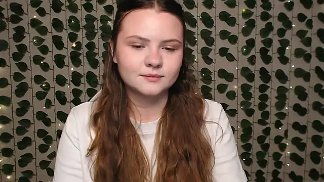 IxxiLiana online show from 6, 1, 2025