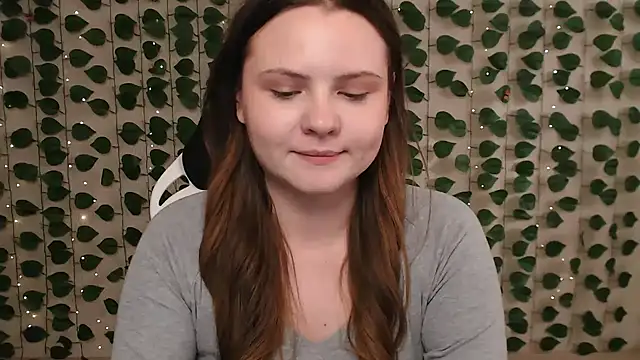 IxxiLiana online show from 6, 2, 2025