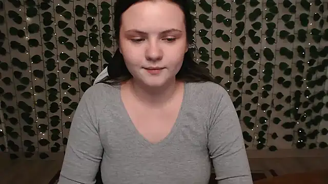 IxxiLiana online show from 14, 2, 2025