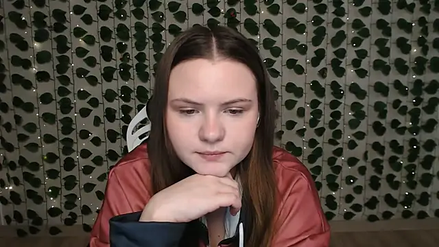 IxxiLiana online show from 21, 2, 2025