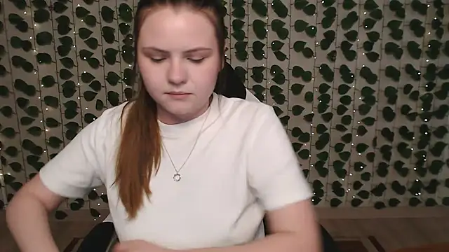 IxxiLiana online show from 9, 3, 2025