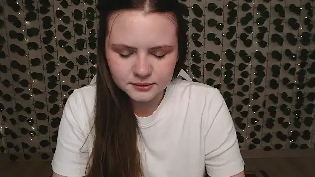 IxxiLiana online show from 15, 3, 2025